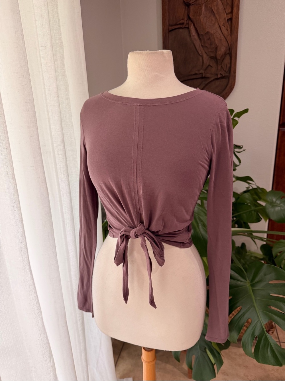 Lululemon Tie Front Long Sleeve Crop Top Mauve Purple Yoga Size M